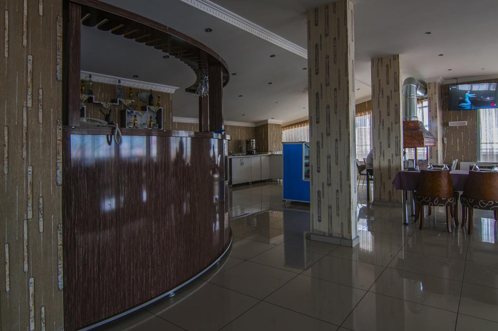 Hotel Dosco Van Exterior foto